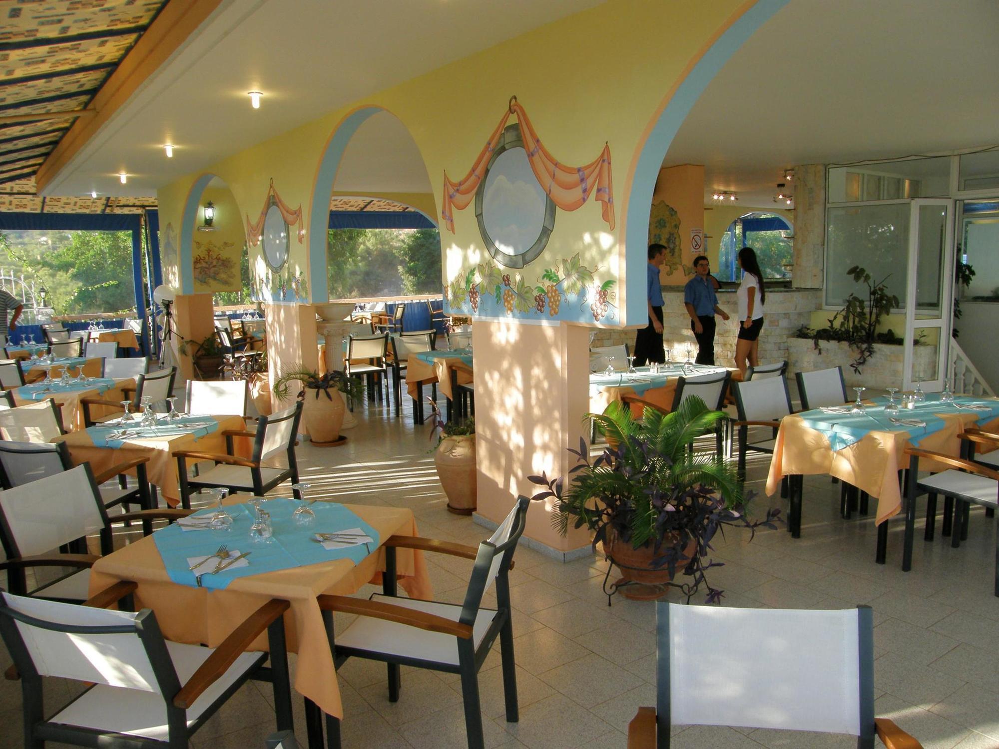 Pefkos Garden Hotel Pefki  Bagian luar foto